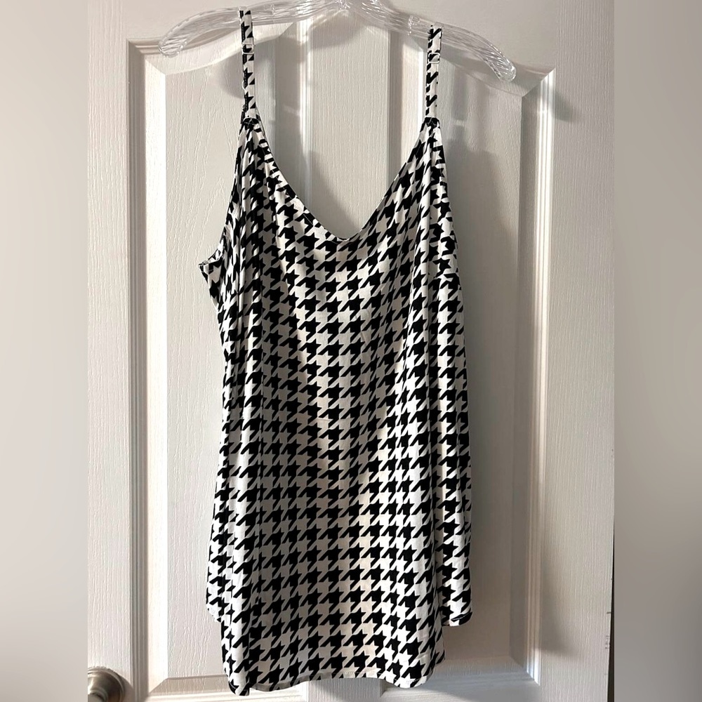 NWT Torrid size 3 Cami